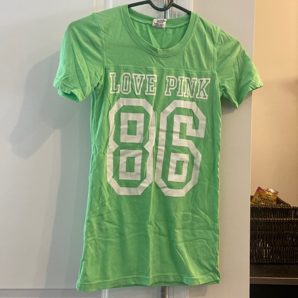 Victoria’s Secret love pink short sleeve shirt. Like new!!